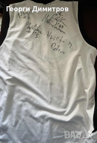 Колекционерски баскетболен потник Bakken Bears с оригинални автографи., снимка 2 - Баскетбол - 52974423