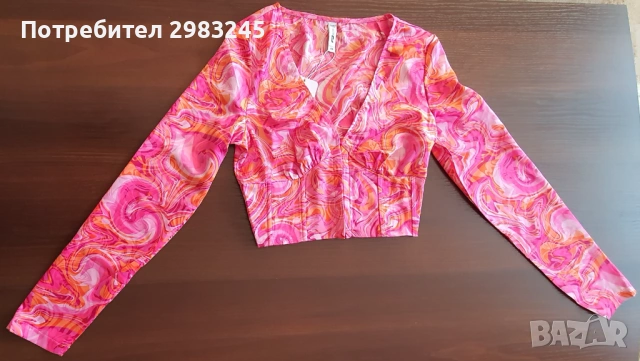 Блуза с дълги ръкави и розови мотиви