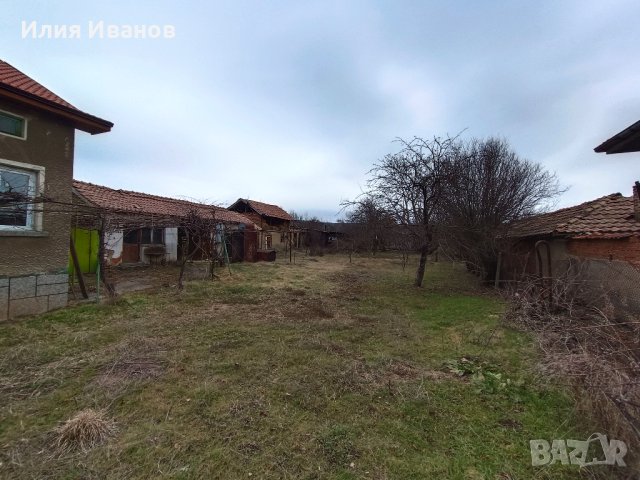 КЪЩА с двор един декар област Перник, с. Долна Диканя, снимка 7 - Къщи - 44286303