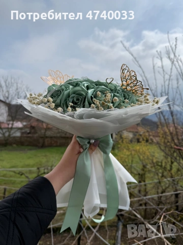 Сатенен букет с декорации за бал, снимка 2 - Декорация за дома - 54053650