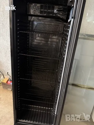 Черна Хладилна витрина , снимка 10 - Витрини - 50206046