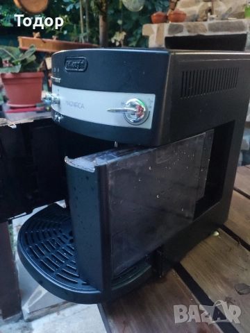 Кафеавтомат Делонги Кафемашина Delonghi , снимка 3 - Кафемашини - 44623837