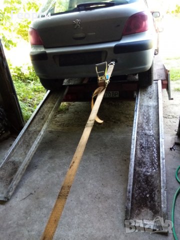 Продавам Пежо 307 1.6ХДИ на части, снимка 8 - Автомобили и джипове - 29535537