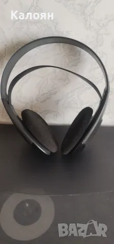 Два броя Безжични FM Стерео Слушалки SONY MDR-IF230 и MDR-IF130 в комплект с трансмитер SONY MDR-IF, снимка 3 - Слушалки и портативни колонки - 50021376