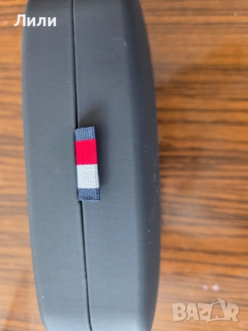 Слънчеви очила Tommy Hilfiger , снимка 7 - Слънчеви и диоптрични очила - 52919492