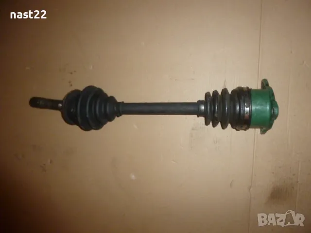 Предна лява полуоска за  Сузуки Витара 2.0 V6 132 к.с, снимка 2 - Части - 50141330