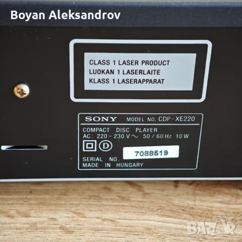 Sony CDP-XE220 с Оригинално Дистанционно Управление, снимка 7 - Декове - 56139875