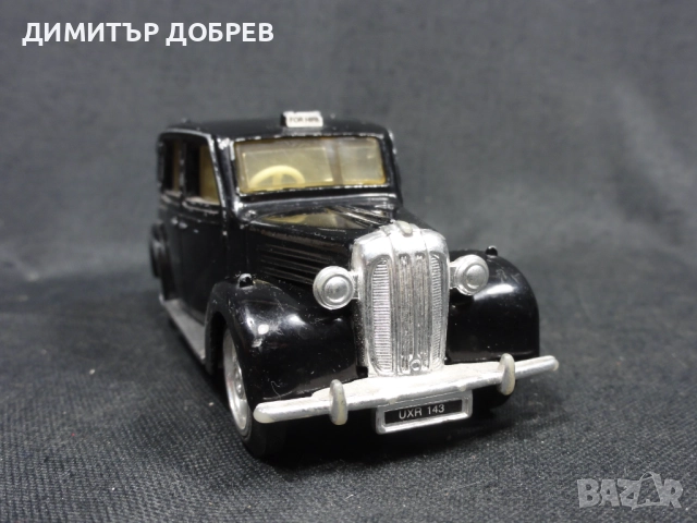 СТАРА РЕТРО МЕТАЛНА КОЛИЧКА AUSTIN FX 3 LONDON TAXI ERTL, снимка 5 - Колекции - 52223662