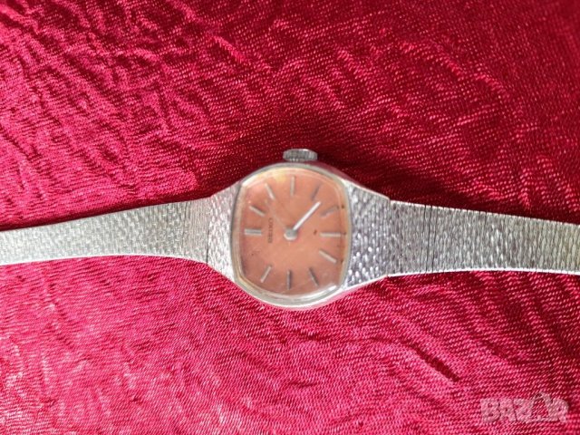 Стар дамски часовник , снимка 2 - Колекции - 36630417