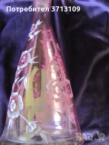 Красива гарафа , розово стъкло , ръчно рисувана, снимка 5 - Декорация за дома - 51682963