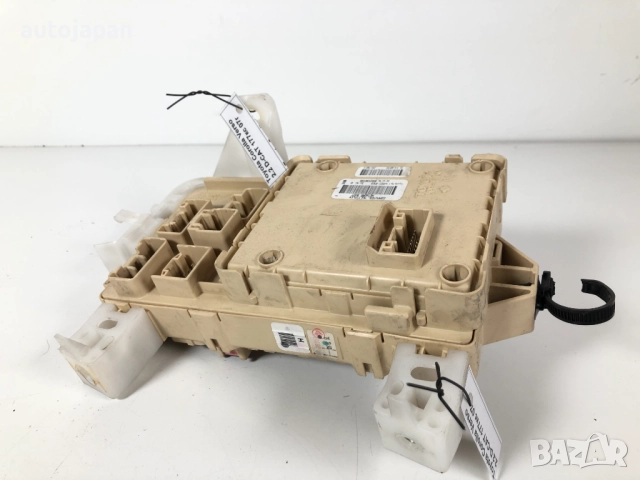 Бушониера Toyota Corolla Verso 2.2 D-CAT 177кс 2007г  , снимка 3 - Части - 51892506