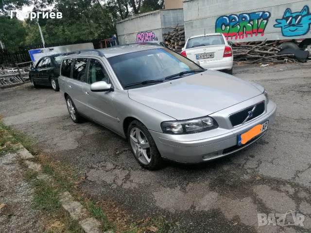 Волво Volvo V 70, снимка 3 - Автомобили и джипове - 47376324