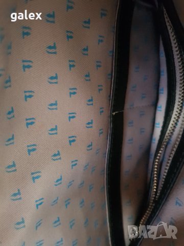 Раничка Trussardi jeans, снимка 6 - Раници - 31114700