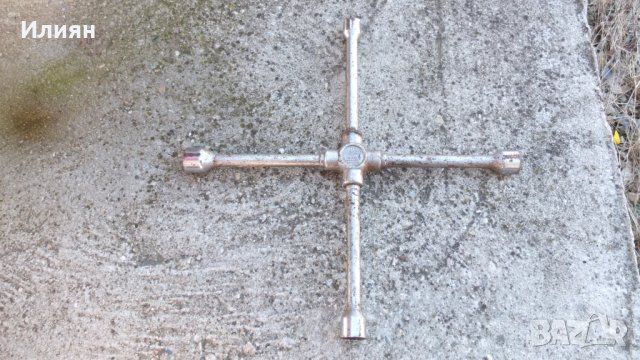 Кръстат ключ, снимка 2 - Ключове - 31919916