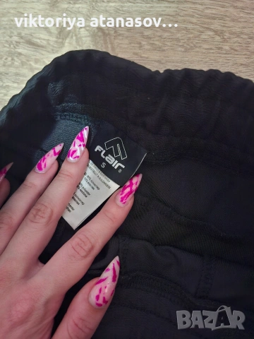 Черен анцуг на "Flair", снимка 3 - Спортни екипи - 54308823