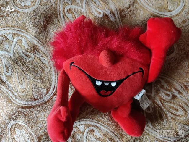 Продавам плюшен сувенир „сърце“, снимка 9 - Декорация за дома - 48452641