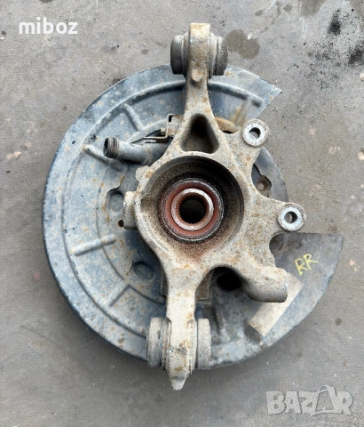 Шенкел главина задна Land Rover Range Rover sport L320