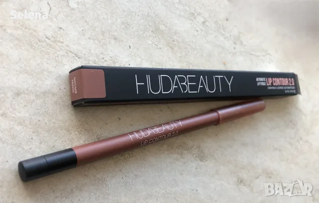 Молив за устни Huda Beauty Lip Contour 2.0 'Warm Brown', снимка 1 - Декоративна козметика - 56223386