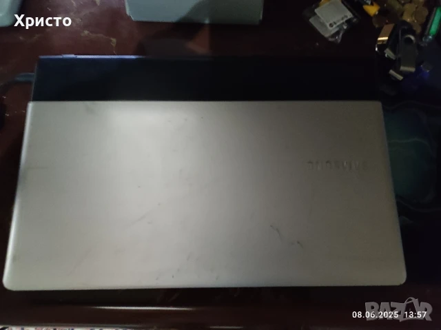 продавам лаптоп samsung 300e, снимка 12 - Лаптопи за работа - 50591542