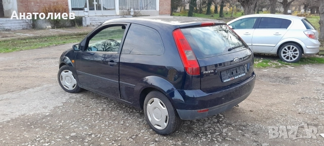 Ford Fiesta 1.3 , снимка 6 - Автомобили и джипове - 52745734