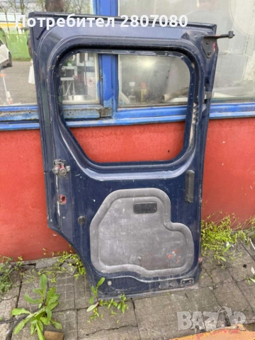 Врата Странична плъзгаща лява Ford Transit Connect, снимка 2 - Части - 54359332