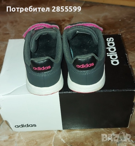 Детски маратонки Adidas, снимка 3 - Детски маратонки - 51629117