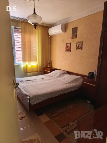 Продавам двуетажна къща в гр. Бургас, кв. Меден рудник, зона Г, снимка 5 - Къщи - 56239167