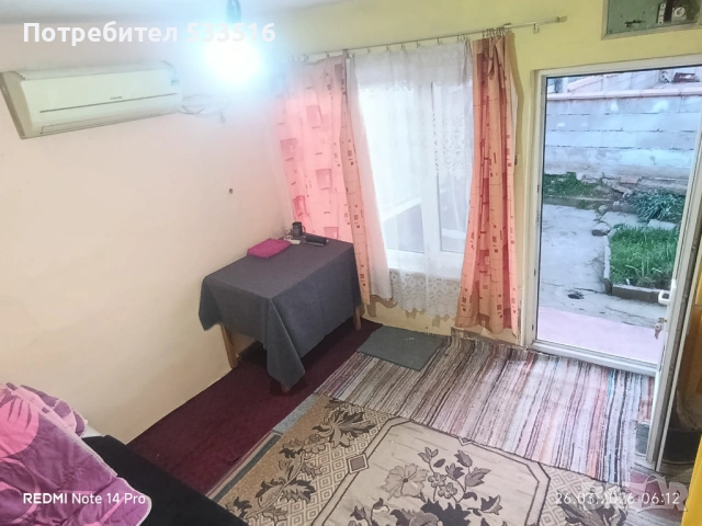 ПРОДАВА СЕ: Къща с двор, снимка 9 - Къщи - 54017182