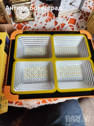 Соларна лампа , снимка 2 - Соларни лампи - 52105635