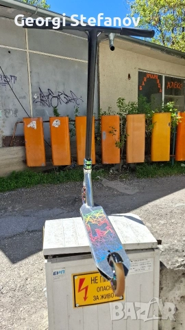 Фристайл тротинетка OXELO, снимка 2 - Скейтборд, ховърборд, уейвборд - 50680461