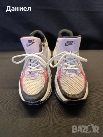 Одрински маратонки Nike