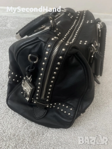 Prada оригинална кожена чанта, снимка 2 - Чанти - 56403514