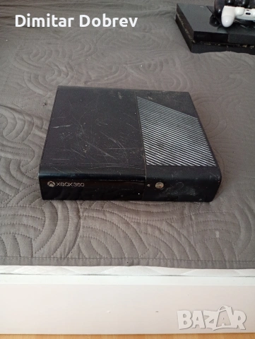 продавам Xbox 360 e с кабели но без Игри и джойстици 