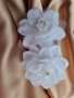 Сватбен аксесоар- гребен с бели цветя, снимка 9