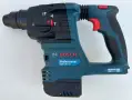 BOSCH GBH 18V-22 - Безчетков акумулаторен перфоратор 2x18V 4.0Ah като нов!, снимка 2