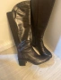 Високи дамски тъмно кафяви ботуши номер 39, снимка 2
