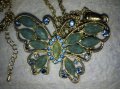 ШИКОЗНА ВИНТИДЖ АРТ БРОШКА - МЕДАЛЬОН ПЕПЕРУДА с ИСКРЯЩИ ФАСЕТИРАНИ КРИСТАЛИ 38889, снимка 3