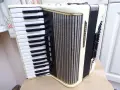 Акордеон Велтмайстер Гигантили 80 баса, снимка 2