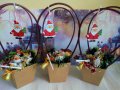 Коледни кошнички с бонбони и късметче ,8лв , снимка 1 - Декорация за дома - 35056190