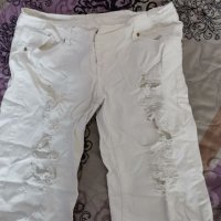 Дамски Дънкови къси панталони, снимка 1 - Къси панталони и бермуди - 40374339