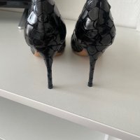 Обувки , снимка 3 - Дамски елегантни обувки - 39904050