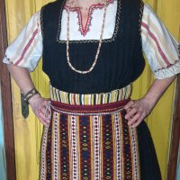 Автентична носия от Югоизточна България, снимка 8 - Антикварни и старинни предмети - 30567928