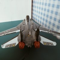 Боен Самолет"F14 TOMCAT" със звук и светлини, снимка 3 - Влакчета, самолети, хеликоптери - 40416091