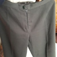 Дамски черен широк панталон, снимка 2 - Панталони - 29984286