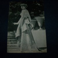 Румънско модно списание от 1958г. специално издание, снимка 2 - Списания и комикси - 29223077