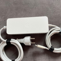 Mac mini 110w power adapter Изрядно зарядно !, снимка 2 - Захранвания и кутии - 44640156