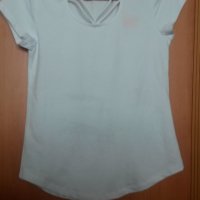 Дамска блуза НОВА с декоративно деколте , снимка 2 - Тениски - 29678192