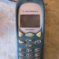 Джи Ес Ем "Моторола" със зарядно устройство, снимка 2 - Motorola - 33701443