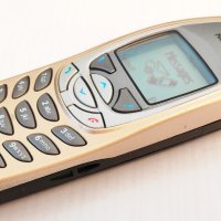  Nokia 6310i Gold златист перфектен агнлийско меню батерия 7 дни, НЕкодиран 100% оригинален , снимка 4 - Nokia - 42389590