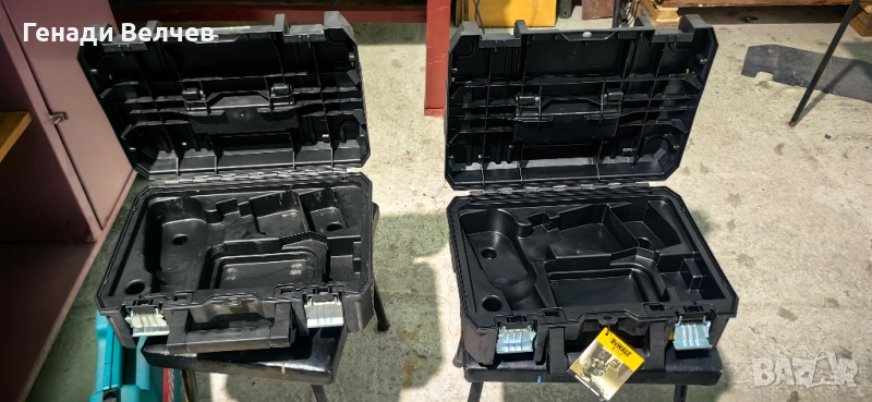 Продавам 2 броя куфари на Девалт за ударен гайковерт. Единият е нов. Цена 40лв за брой. Намират се в, снимка 1